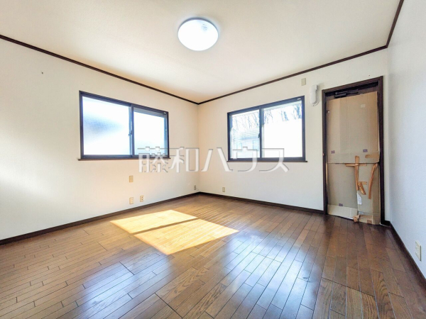 居室　【所沢市松が丘１丁目】