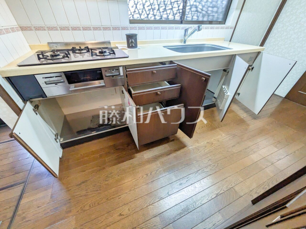 キッチン　【所沢市松が丘１丁目】