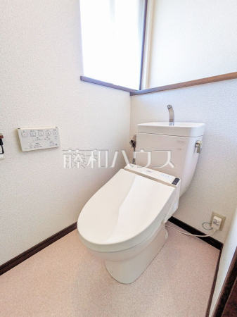 トイレ　【所沢市松が丘１丁目】