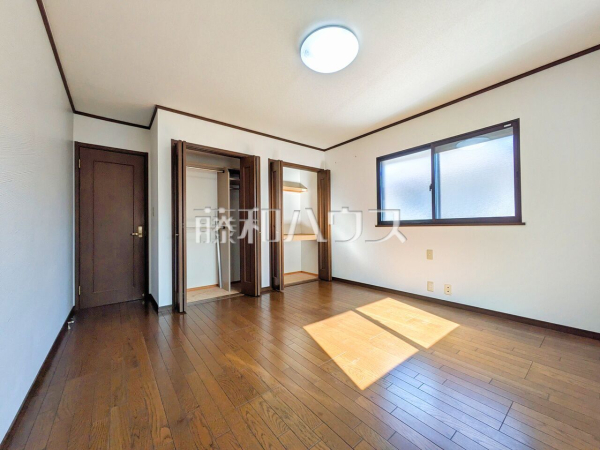 居室　【所沢市松が丘１丁目】