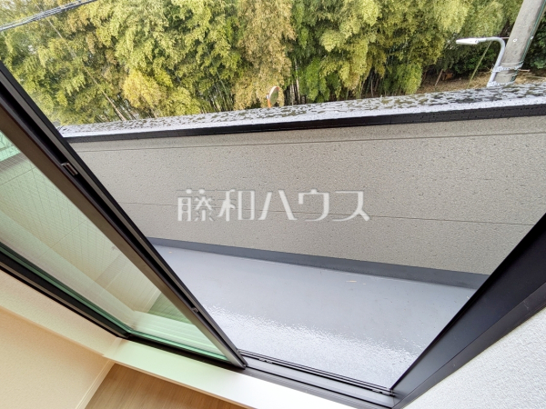 4号棟　バルコニー　【調布市深大寺南町５丁目】