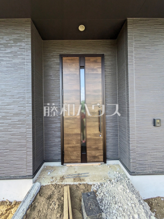 3号棟　玄関　【八王子市小比企町】