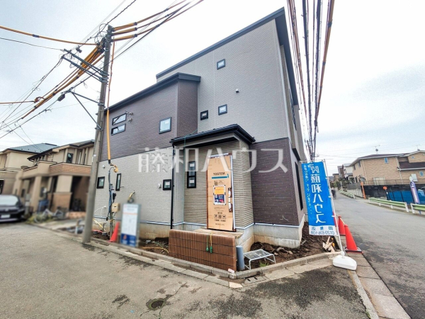 外観　【小平市花小金井５丁目】 見学はしたいけど、なかなか時間が取れない・・・そんな方に出勤前や仕事終わりにマイホームを見学できるサポートをいたします。 