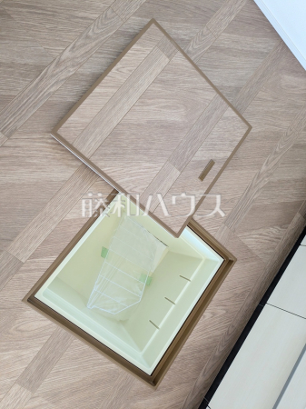 床下収納　【小平市花小金井５丁目】