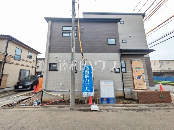 外観　【小平市花小金井５丁目】 ここに住む方を想像して、着々と建築しております！ 
