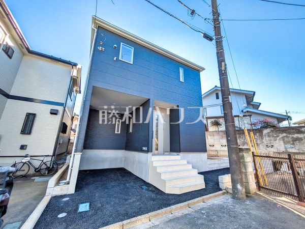 外観　【新座市野寺２丁目】 周辺環境はもちろん、日当たりや設備仕様など、実際に行ってみないと分からないことも多くございます。営業担当がご案内いたしますので、お気軽にお問い合わせください 