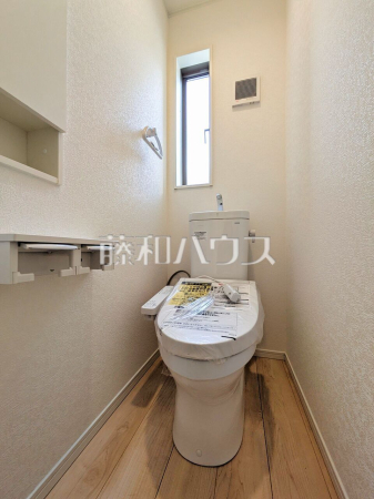 トイレ　【新座市野寺２丁目】
