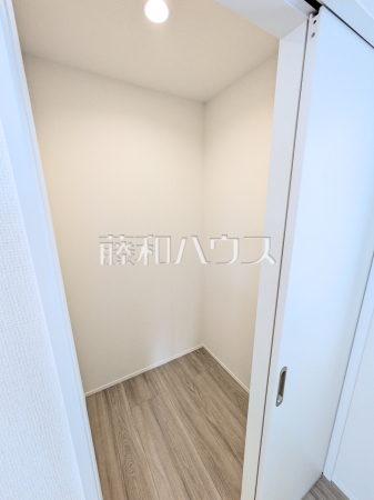 A号棟　パントリー　【八重瀬町字具志頭】