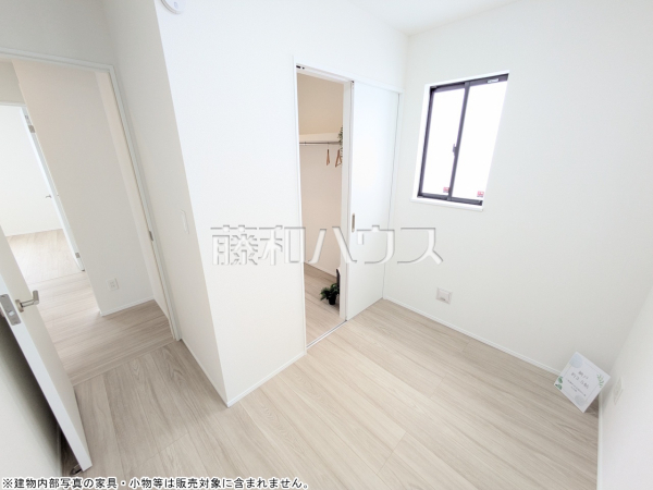 A号棟　納戸　【八重瀬町字具志頭】　居室とウォークスルークローゼットでつながっています。