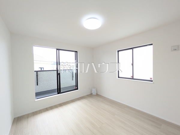 A号棟　居室　【八重瀬町字具志頭】　全居室2面採光で明るいお部屋 