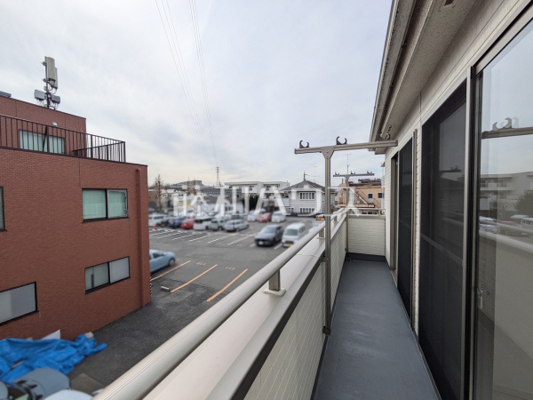 バルコニー　【日野市多摩平７丁目】