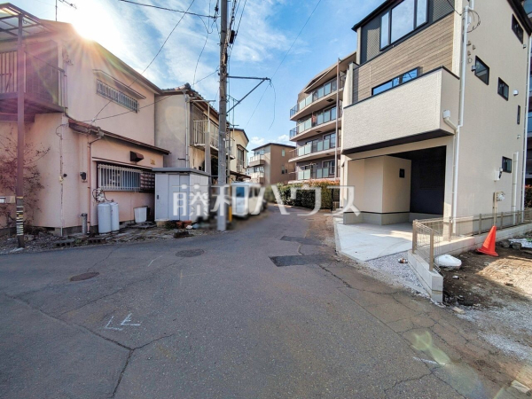 接道状況および現場風景　【所沢市北有楽町】