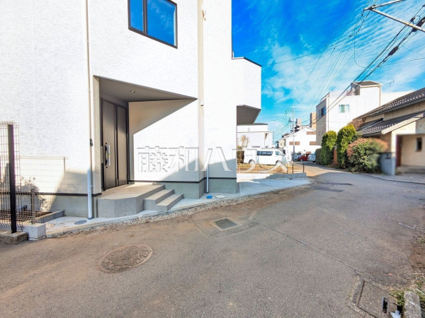 接道状況および現場風景　【所沢市北有楽町】