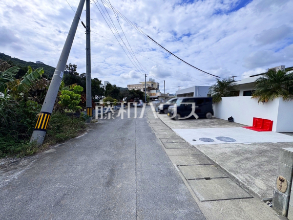 接道状況および現場風景　【南城市佐敷字佐敷】