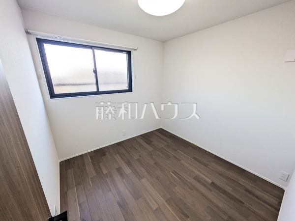 居室　【春日井市町屋町】
