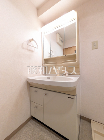 洗面室　【マートルコート杉並方南町】