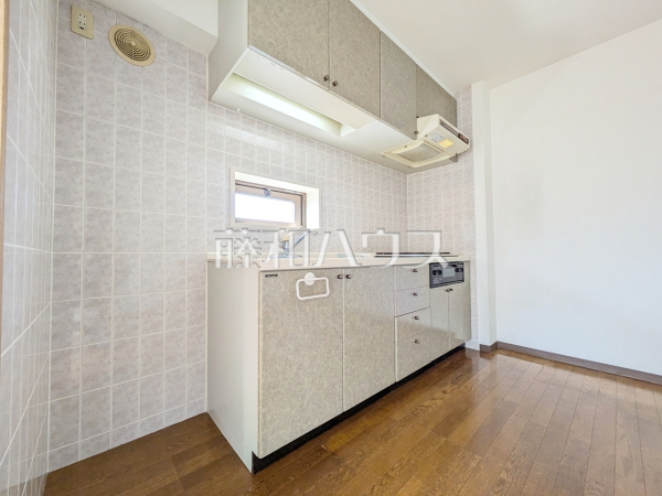 キッチン　【マートルコート杉並方南町】