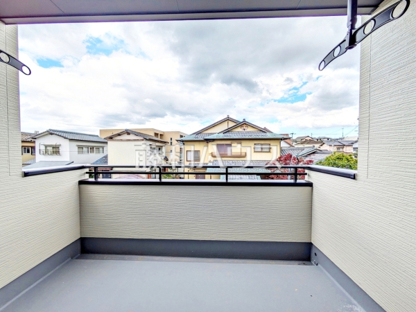 4号棟　バルコニー　【福岡市南区西長住２丁目】