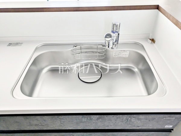 4号棟　シンク　【福岡市南区西長住２丁目】