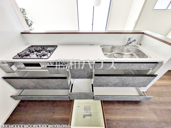 4号棟　キッチン　【福岡市南区西長住２丁目】