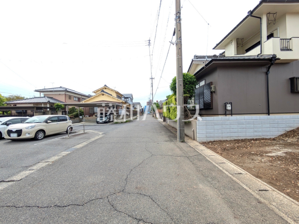 接道状況および現場風景　【小牧市中央３丁目】