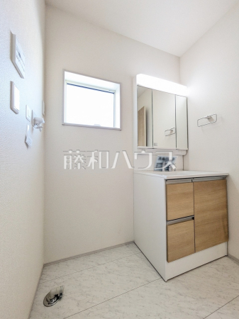 1号棟　洗面室　【八王子市寺田町】