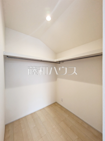 2号棟　ウォークインクローゼット　【八王子市寺田町】