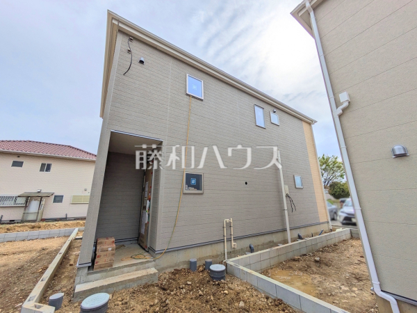 2号棟　外観　【春日井市西高山町３丁目】