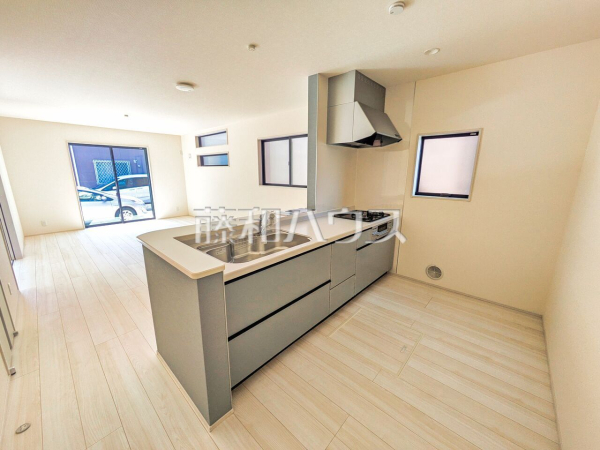 2号棟　キッチン　【八王子市中野上町３丁目】