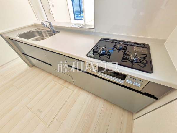 2号棟　キッチン　【八王子市中野上町３丁目】