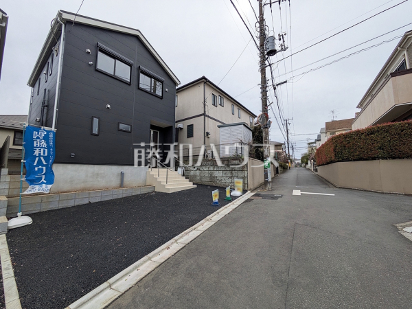 接道状況および現場風景　【三鷹市中原４丁目】