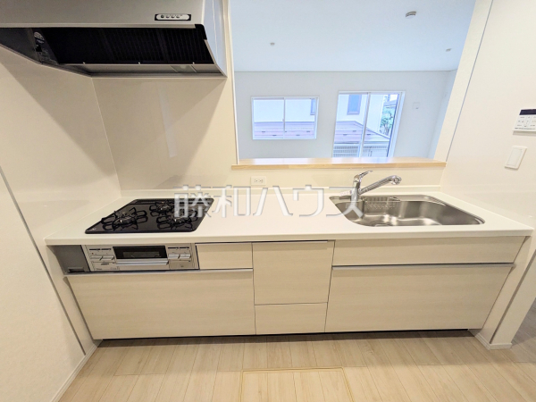 1号棟　キッチン　【三鷹市中原４丁目】