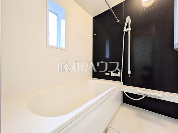 2号棟　浴室　【三鷹市中原４丁目】