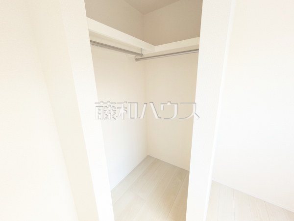 2号棟　ウォークインクローゼット　【小牧市小木３丁目】