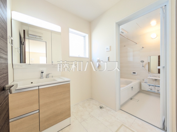 3号棟　洗面室　【小牧市小木３丁目】