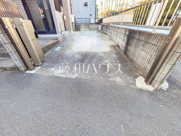 カースペース　【八王子市横川町】