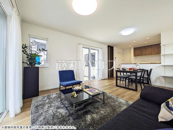 29号棟　リビング　【三鷹市野崎３丁目】
