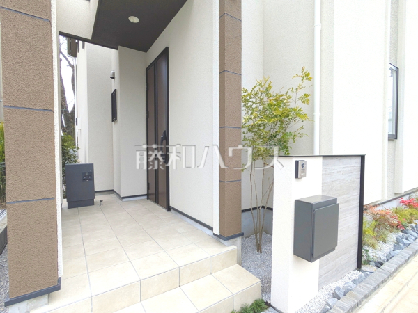 29号棟　玄関　【三鷹市野崎３丁目】