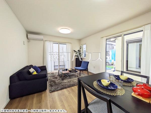 29号棟　リビング　【三鷹市野崎３丁目】