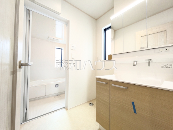 洗面室　【練馬区中村南１丁目】