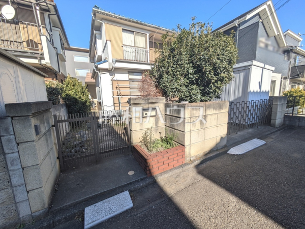 現地写真(現況：古屋あり)　　【小平市上水新町２丁目】