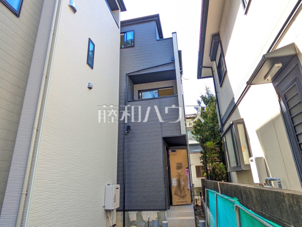 2号棟　外観　【福岡市西区姪の浜１丁目】