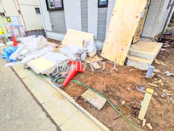 B号棟　カースペース　【練馬区西大泉４丁目】