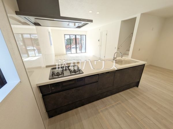 2号棟　キッチン　【西東京市向台町６丁目】