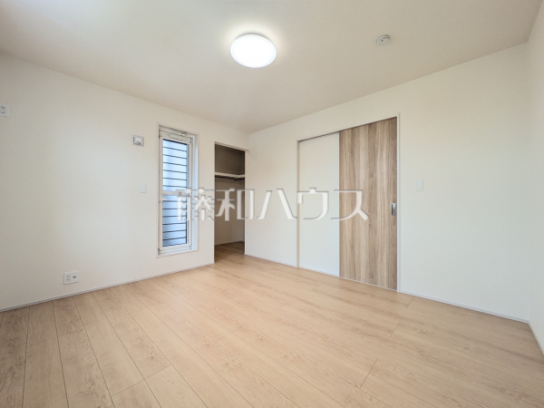 居室　【練馬区西大泉４丁目】