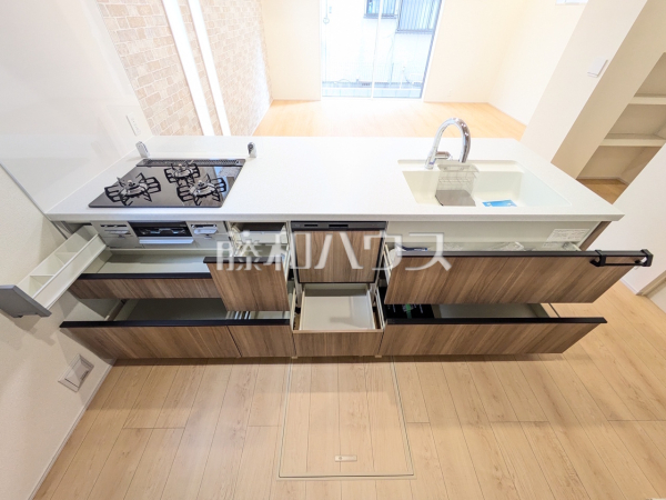 キッチン　【練馬区西大泉４丁目】