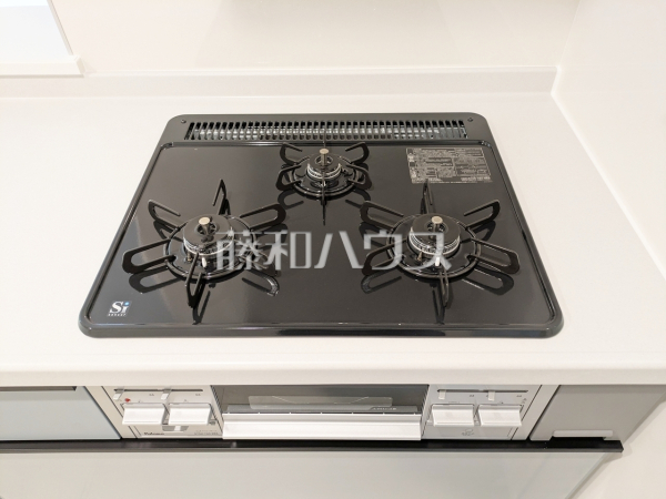 2号棟　キッチンコンロ　【福岡市城南区七隈２丁目】