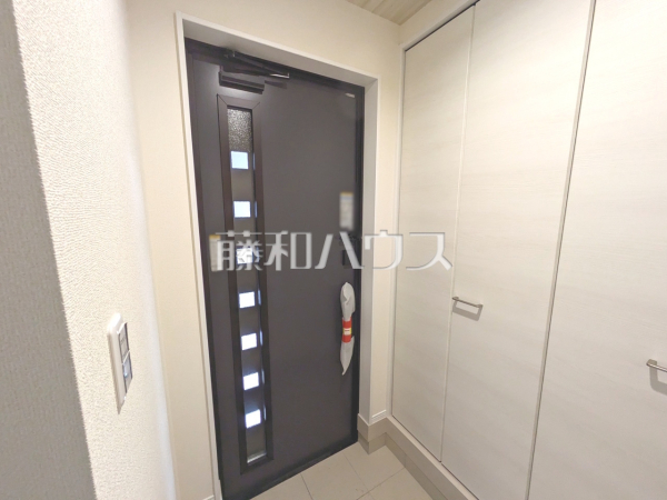 2号棟　玄関　【福岡市城南区七隈２丁目】