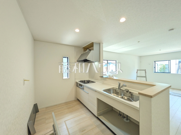 キッチン　【小金井市東町５丁目】
