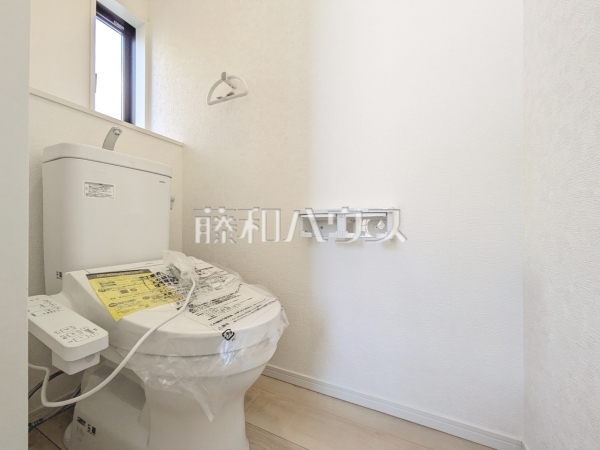 トイレ　【小金井市東町５丁目】